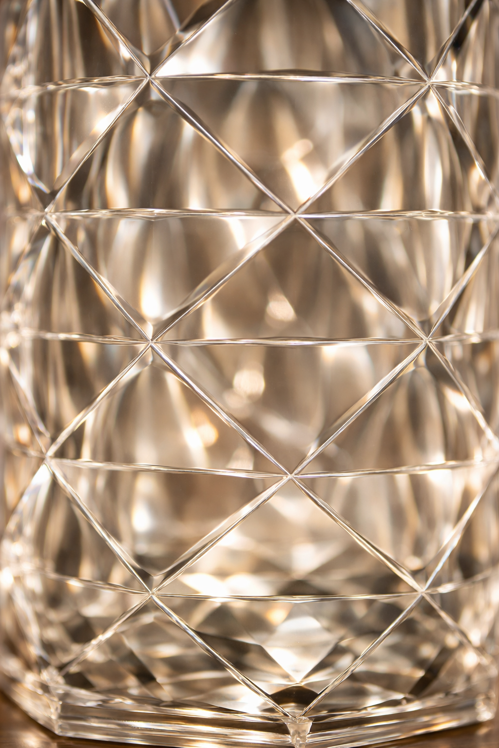 LOVEDECOR Crystal Rose Diamond Cut RGB LED Lamp